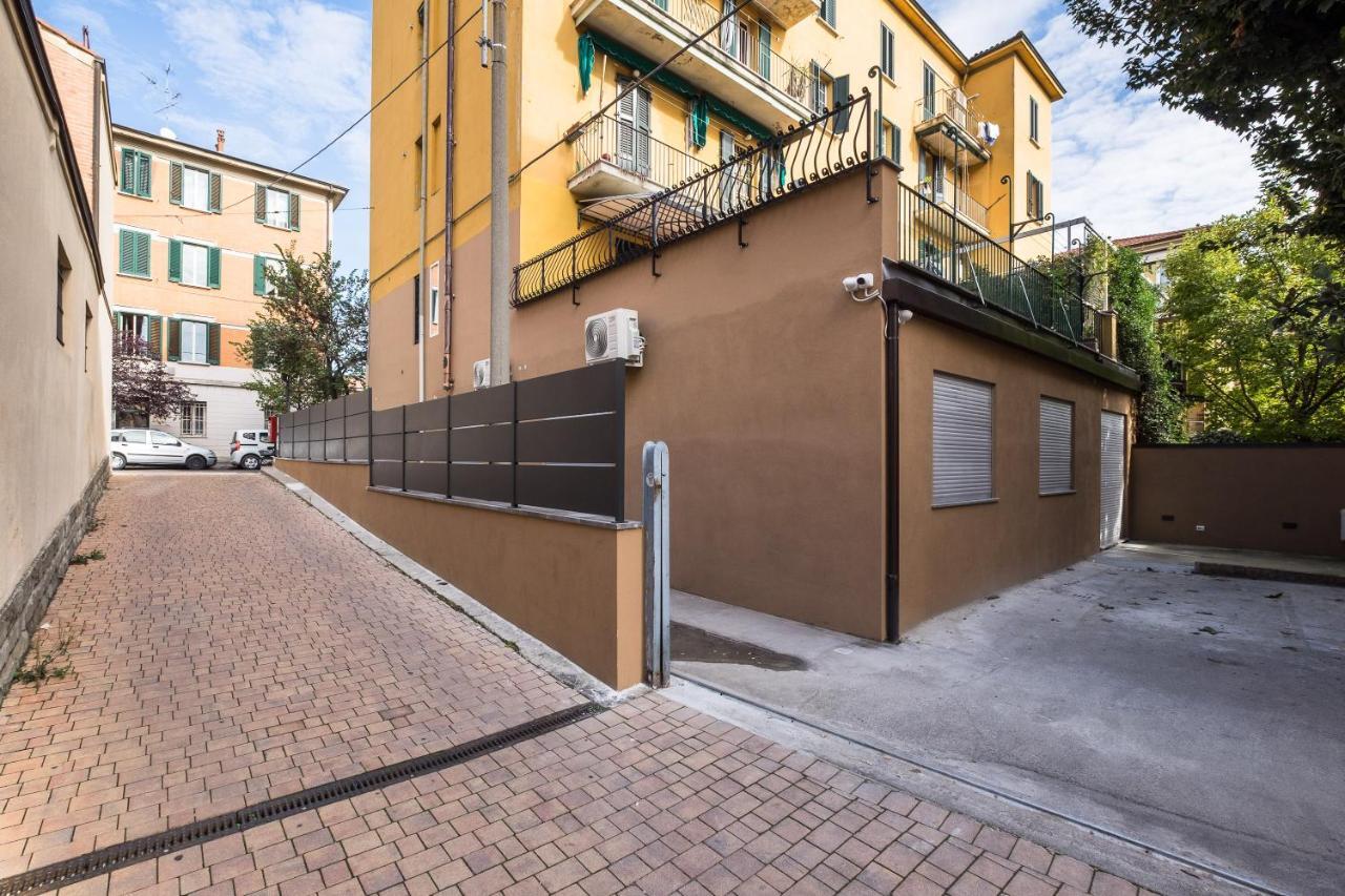 Residence Sant'Orsola - Pizzardi Suites Apartments Bologna Ngoại thất bức ảnh