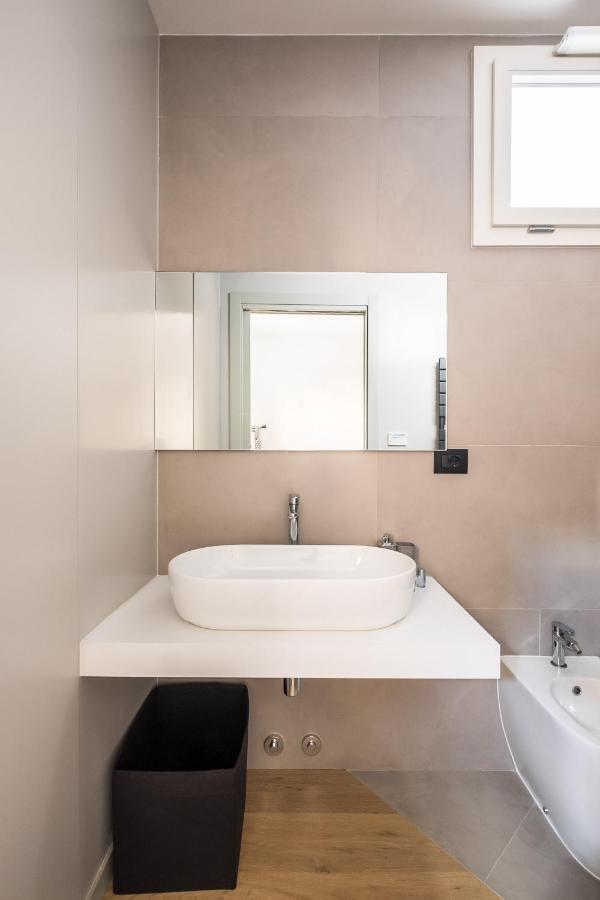 Residence Sant'Orsola - Pizzardi Suites Apartments Bologna Ngoại thất bức ảnh